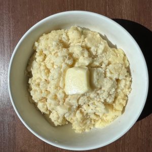 Mashed Potatoes Well Seasoned Buttered and Seasoned